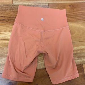 Classic color and never worn bike short.